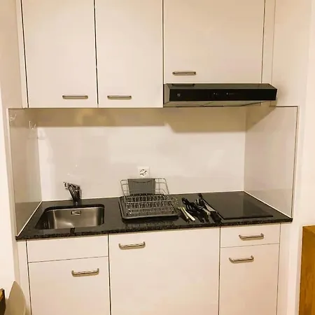 Center Next To Hb Main Train Station La - Self Checkin Appartement *