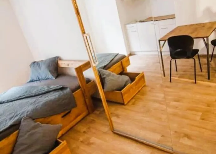 Apartmán Center Next To Hb Main Train Station La - Self Checkin